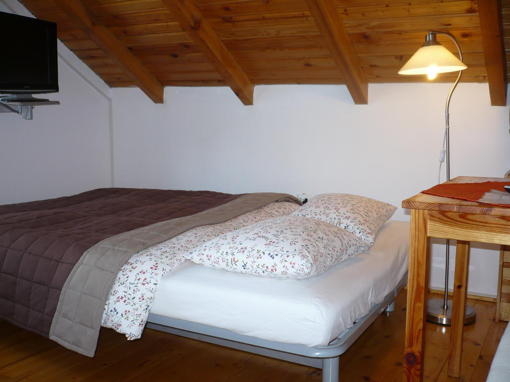 Pensiunea Tiuta Hotel Корбени Стая снимка